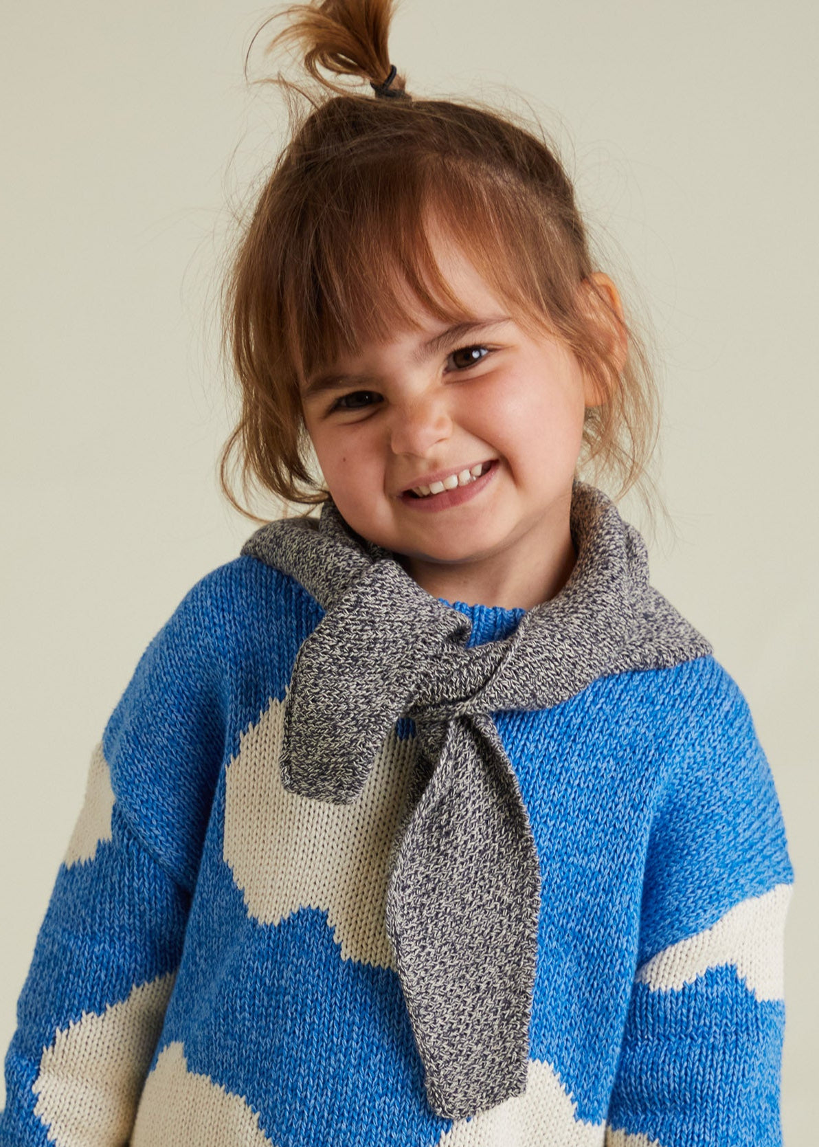 Hady Midnight Knit Neckerchief - front