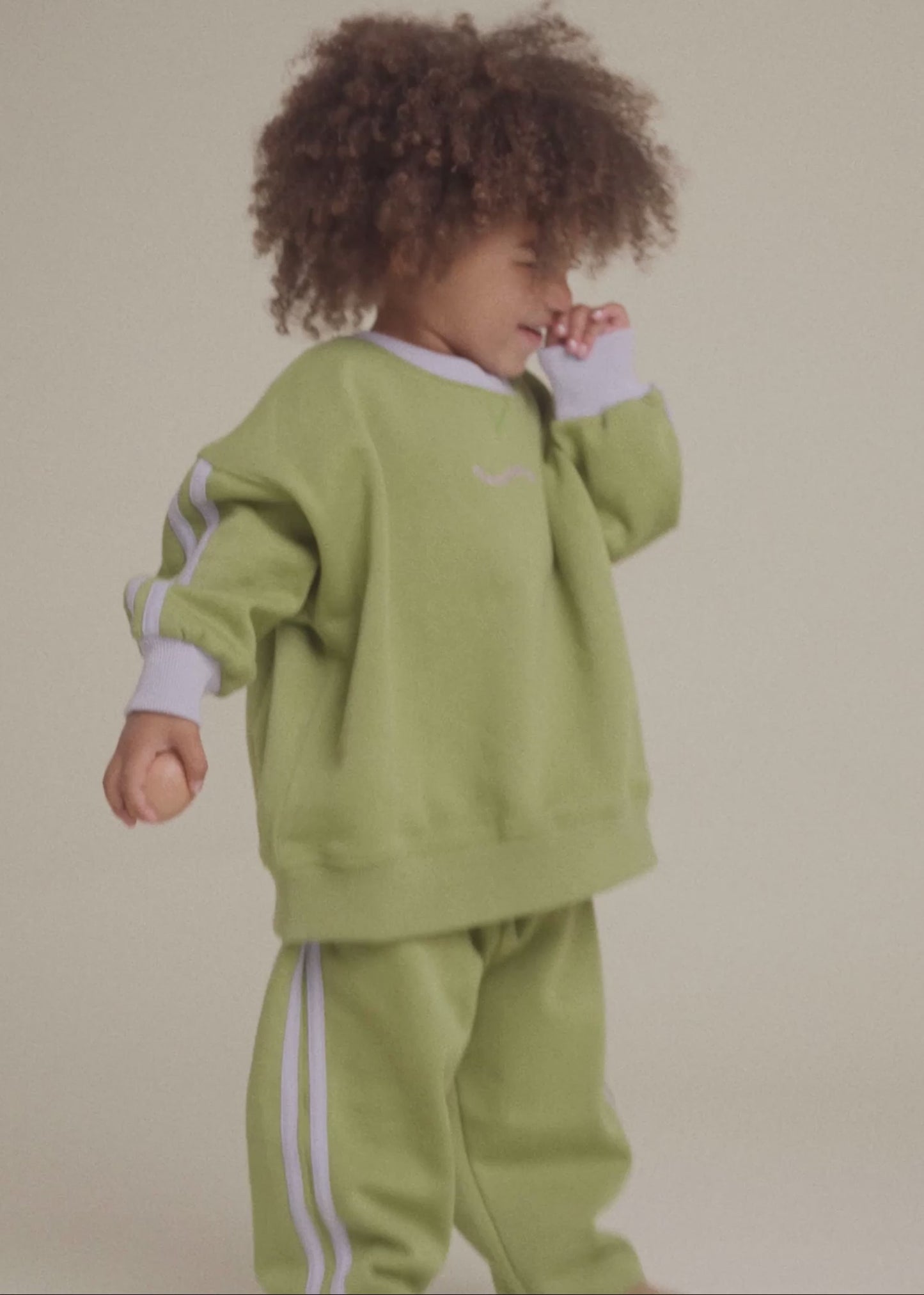 Loli Matcha Sweatshirt - PDP video