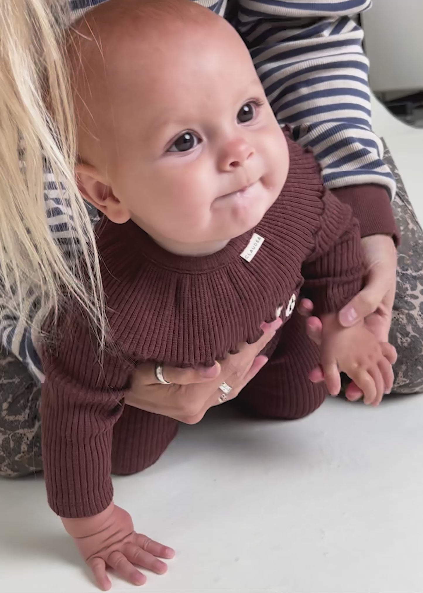 Bobbi Plum Collar Bib - PDP video